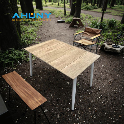 Ein guter Preis. Außenseiter-Tisch mit strahlendem LED-Licht und schneller Ladung Mehrere Geräte für Picknick im Freien Online